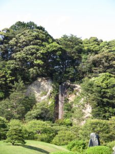 島根の足立美術館の滝