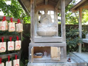 島根の玉造温泉の清厳寺のおしろい地蔵