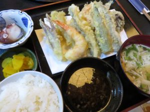 三々亭の天ぷら定食