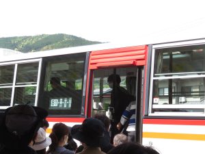 熊野古道の龍神バス