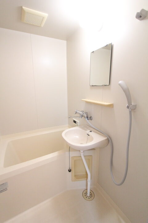 ギャラリー画像:コスモクリアC203(2DK)