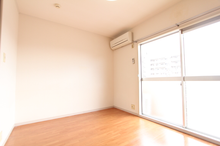 ギャラリー画像:コスモクリアC203(2DK)