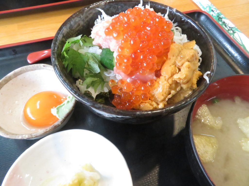 ゑびす丸のゑびす丸丼特上