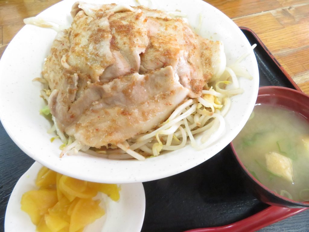 太養軒のガッツ丼