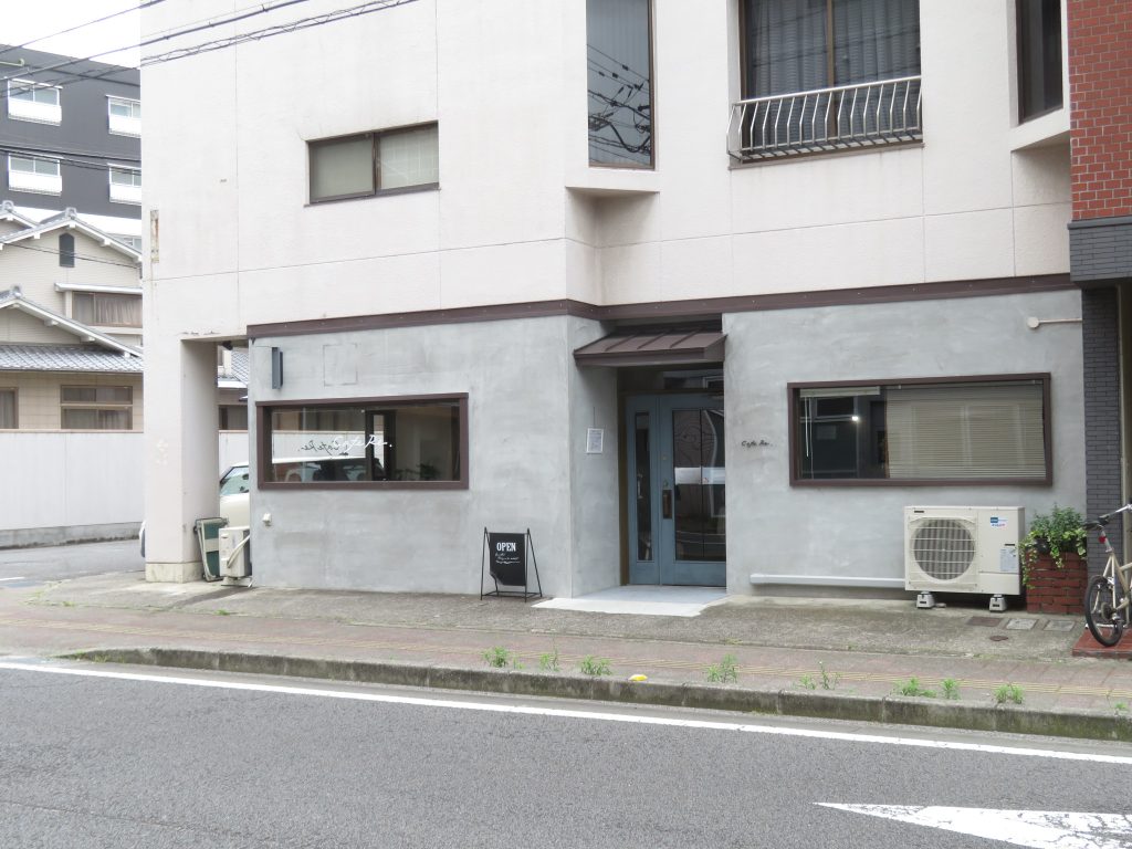 Ｃａｆｅ Ｒｅの外観