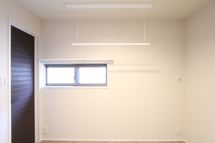 コスモラ・ペ２０１の室内物干し