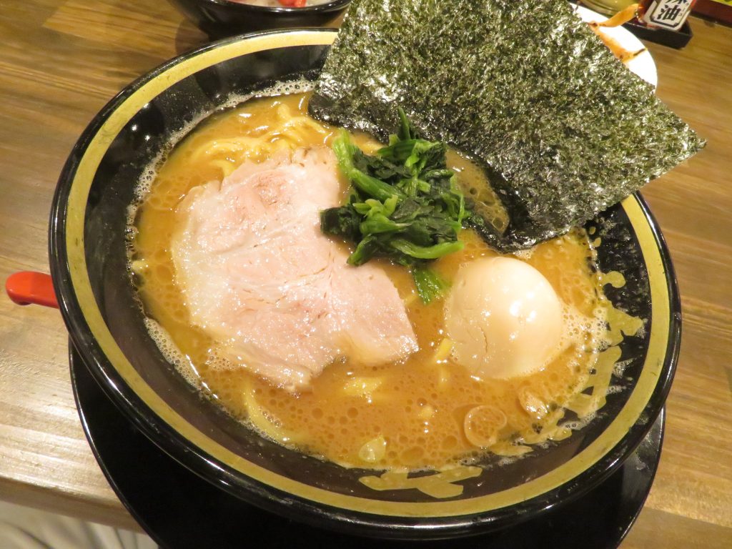 鯉から竜の豚骨醤油味玉のっけ