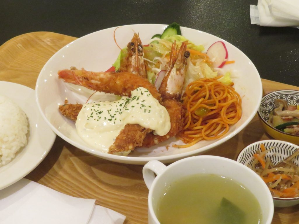 ＣＡＰＲＩのランチのエビフライ