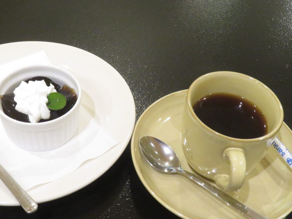 ＣＡＰＲＩのランチのコーヒー・デザート
