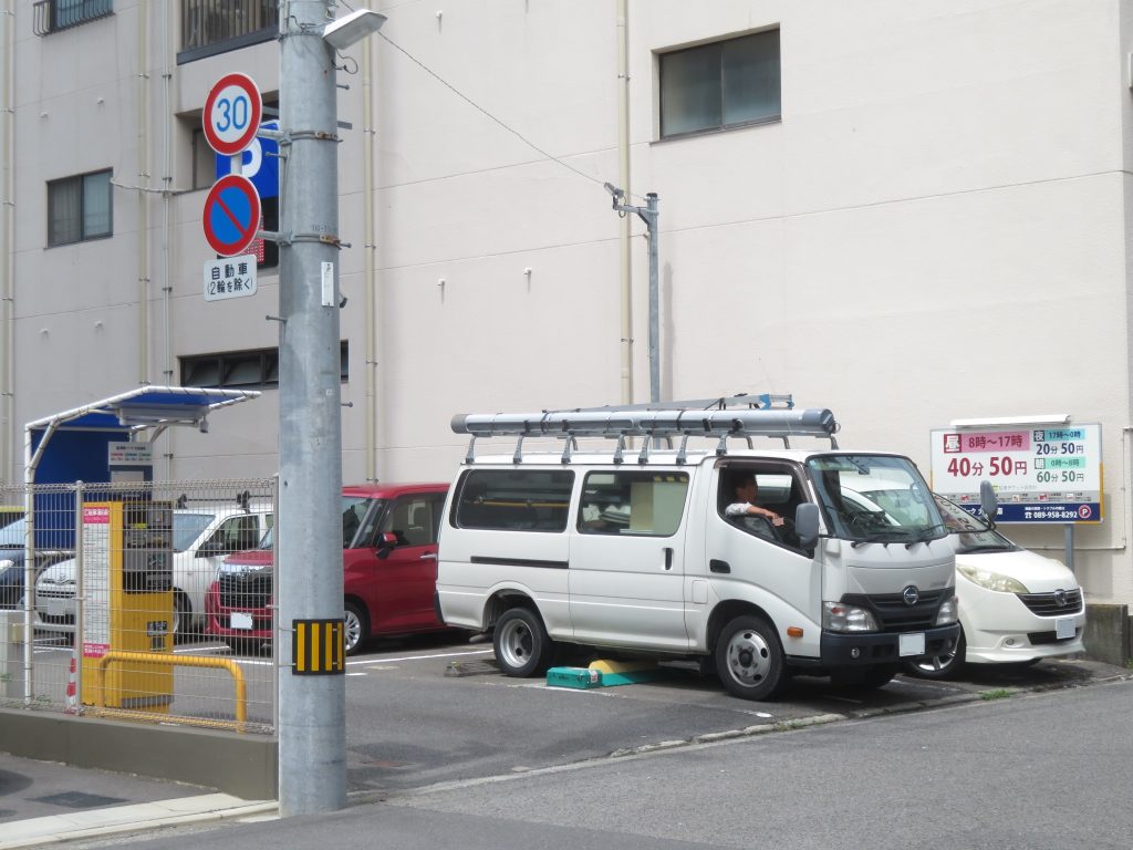 ダンダダンの最寄りの１００円パーキング２