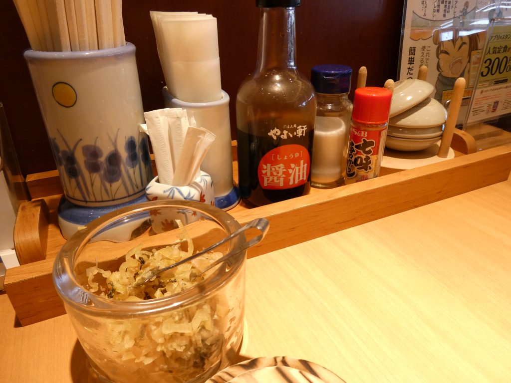 やよい軒の卓上