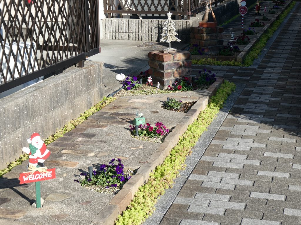 花壇2025クリスマス装飾1
