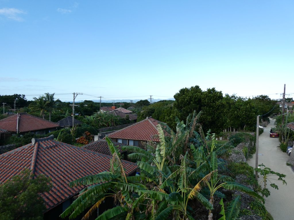 ２０２６竹富赤瓦屋根