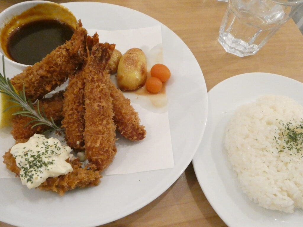 LOCALのエビフライセット